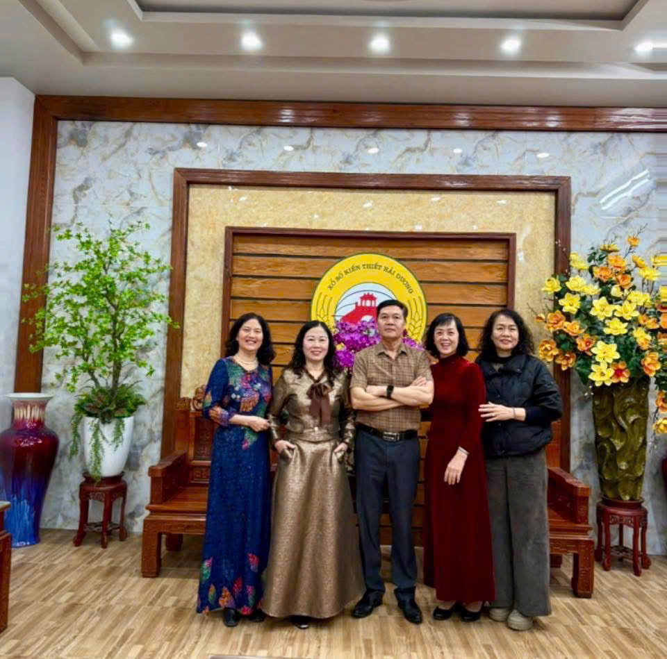 Công ty XSKT Hải Dương gặp mặt cán bộ hưu trí qua các thời kỳ